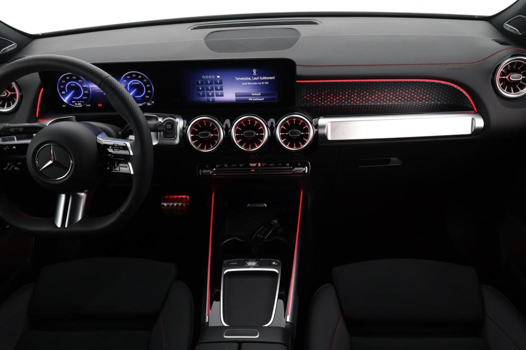 Mercedes-Benz EQB 2025