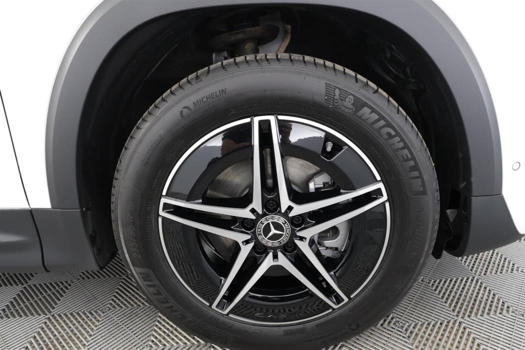 Mercedes-Benz EQB 2025