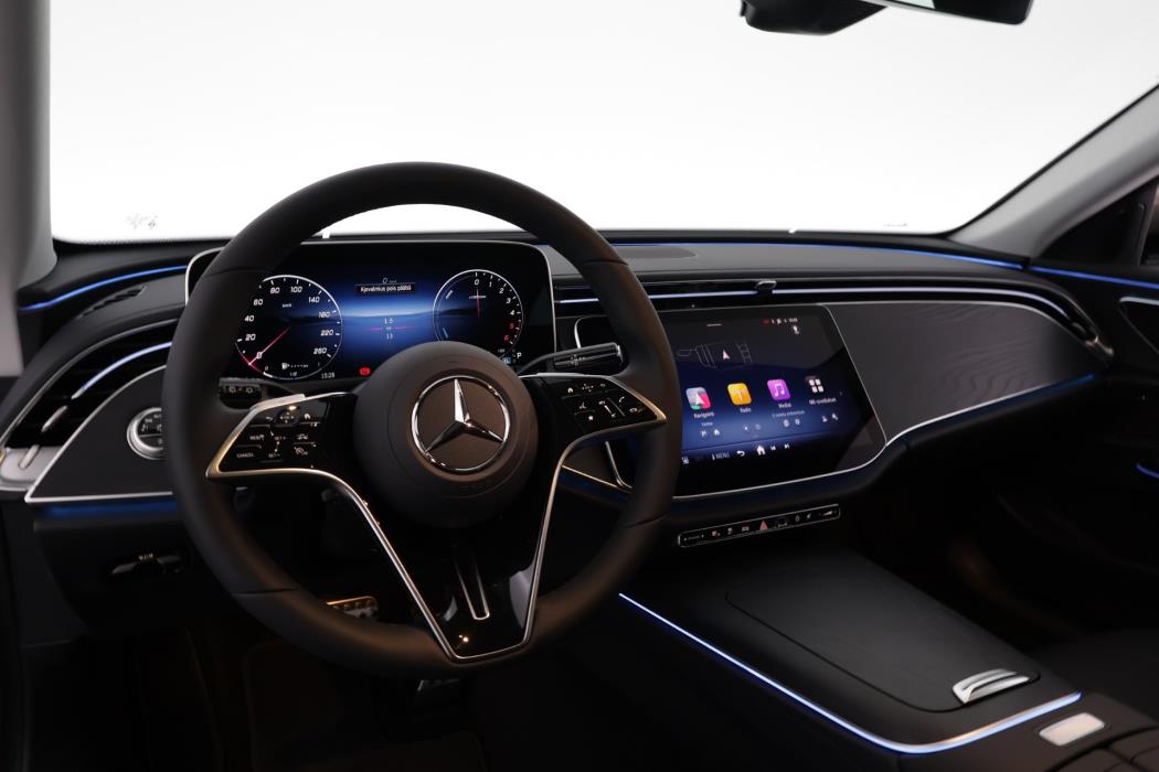 Mercedes-Benz E 2026