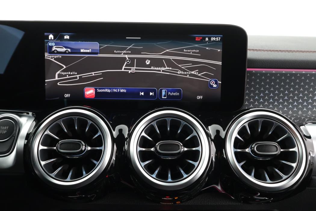 Mercedes-Benz EQB 2025