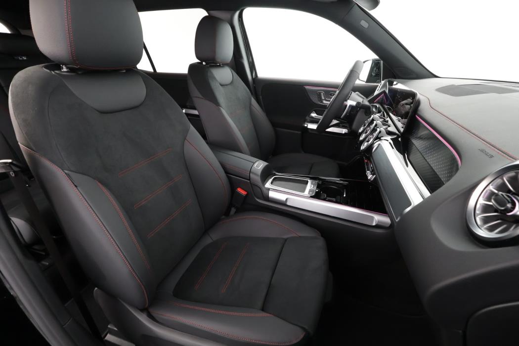 Mercedes-Benz EQB 2025