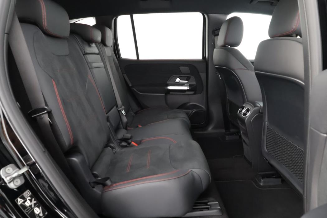 Mercedes-Benz EQB 2025