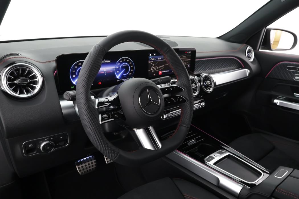 Mercedes-Benz EQB 2025