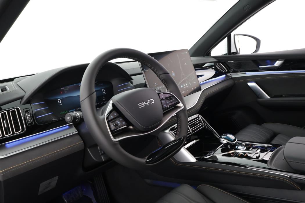BYD Tang 2025