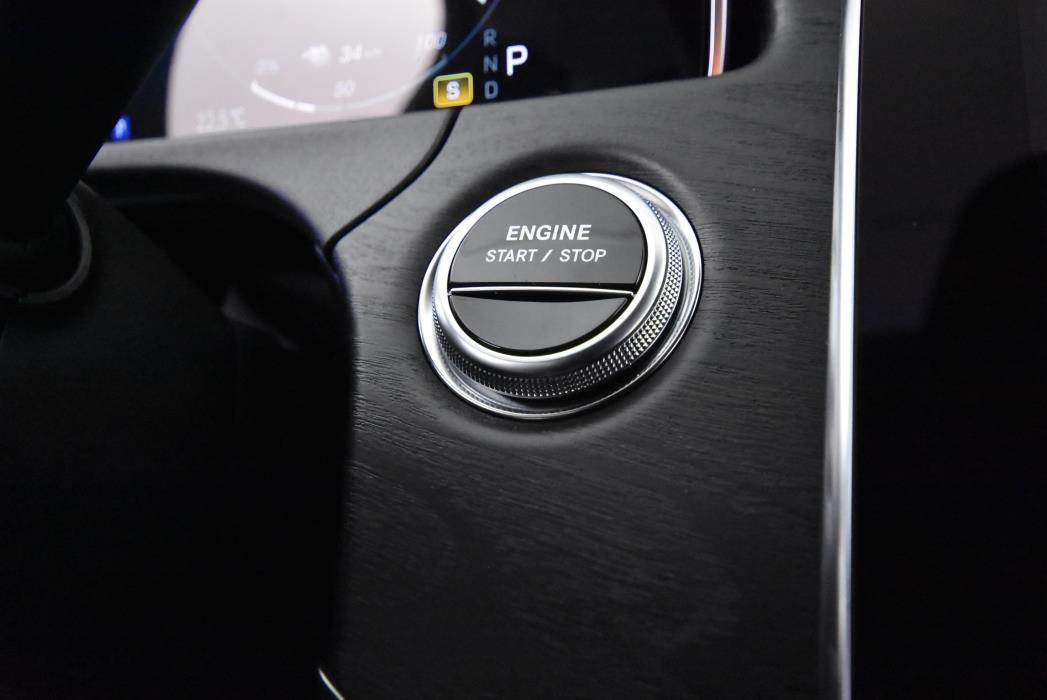 Mercedes-Benz E 2025