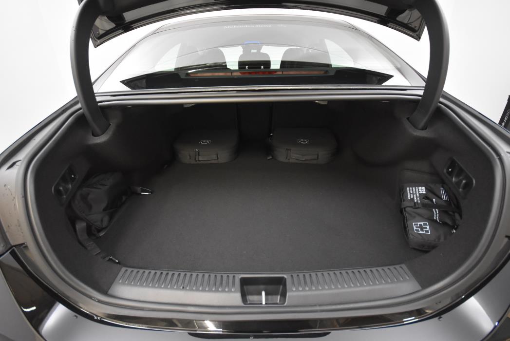 Mercedes-Benz E 2025