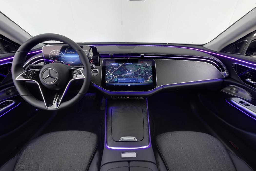 Mercedes-Benz E 2025