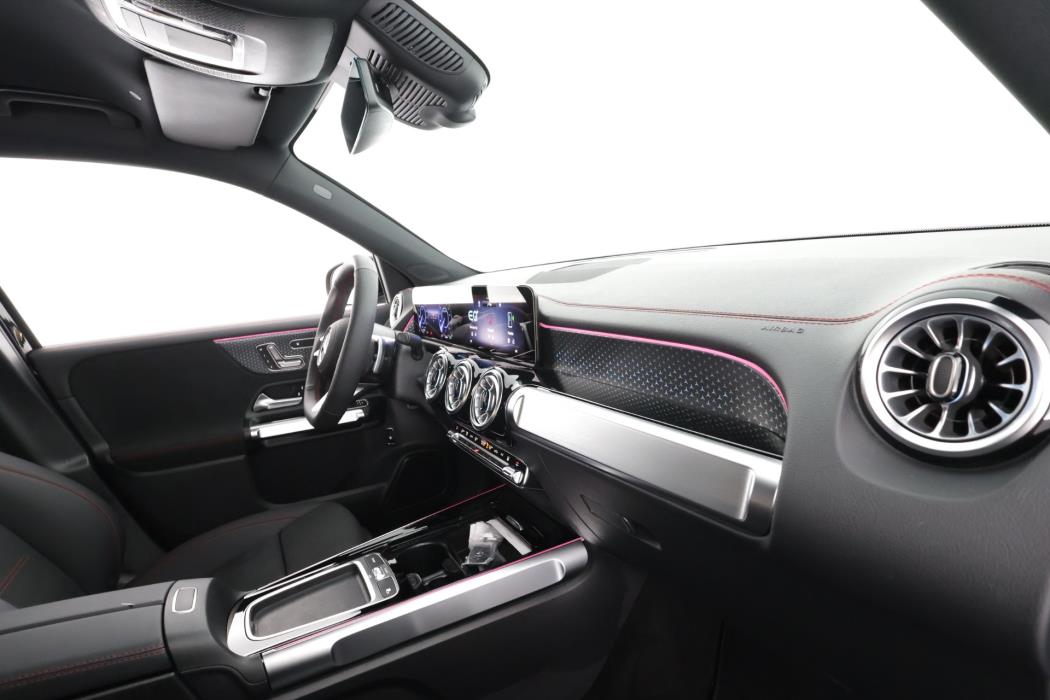 Mercedes-Benz EQB 2025