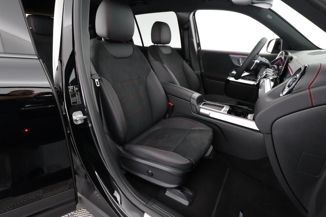 Mercedes-Benz EQB 2025