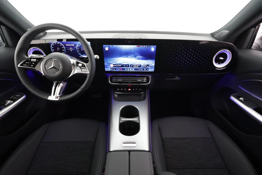 Mercedes-Benz GLB 2026