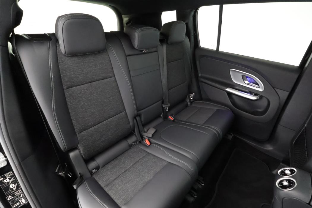 Mercedes-Benz GLB 2026