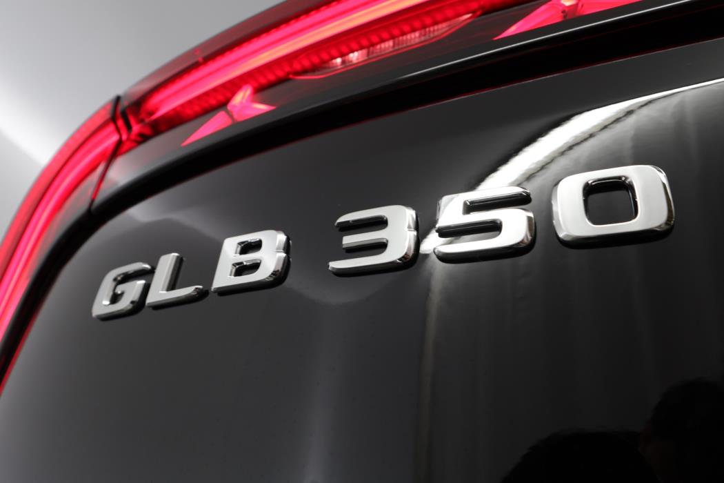 Mercedes-Benz GLB 2026
