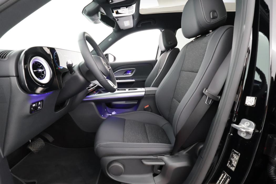Mercedes-Benz GLB 2026
