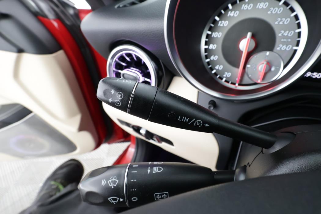Mercedes-Benz SLK 2011