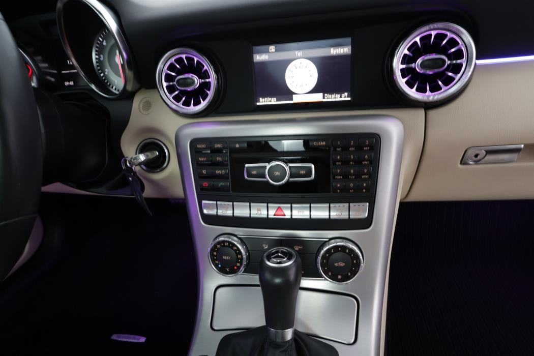 Mercedes-Benz SLK 2011