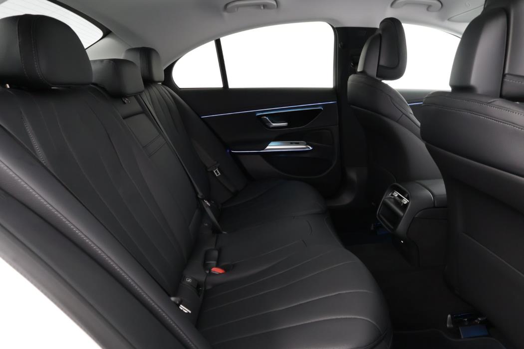 Mercedes-Benz E 2026