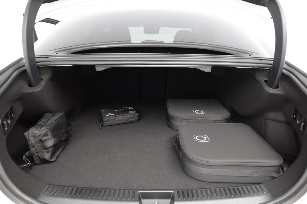 Mercedes-Benz E 2026