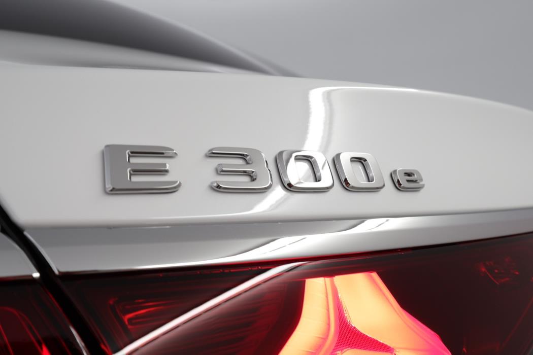 Mercedes-Benz E 2026