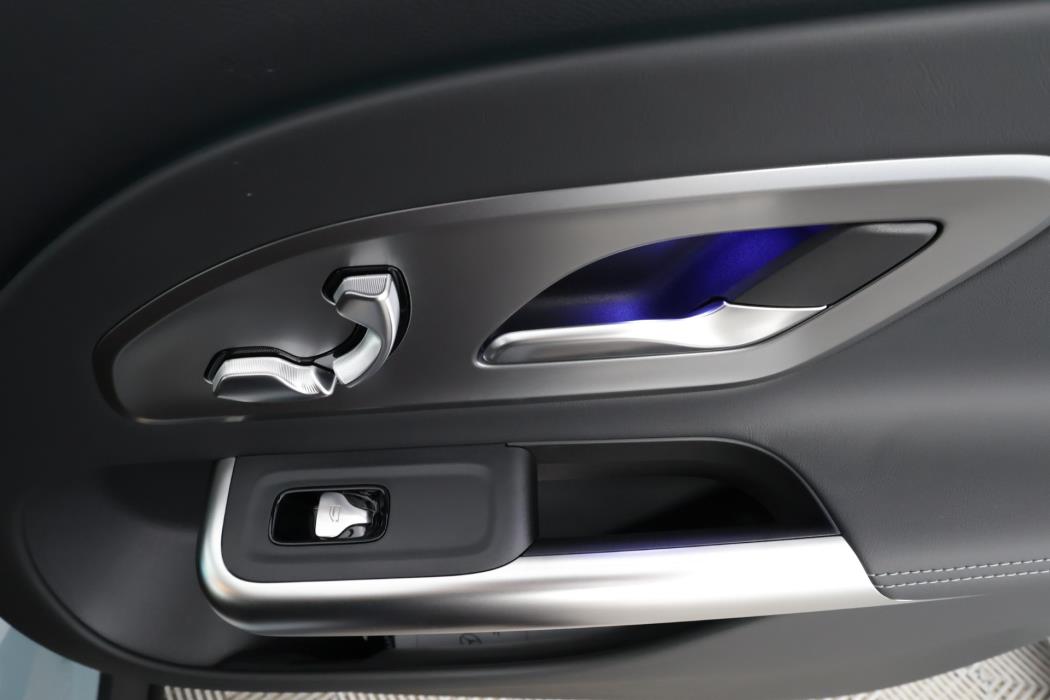 Mercedes-Benz GLB 2026