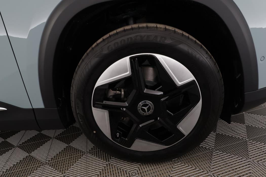 Mercedes-Benz GLB 2026