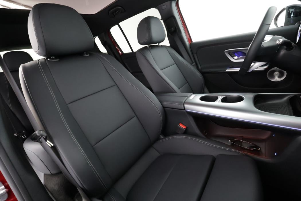 Mercedes-Benz GLB 2026