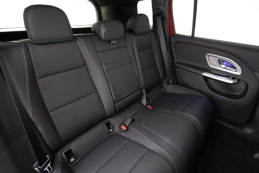 Mercedes-Benz GLB 2026