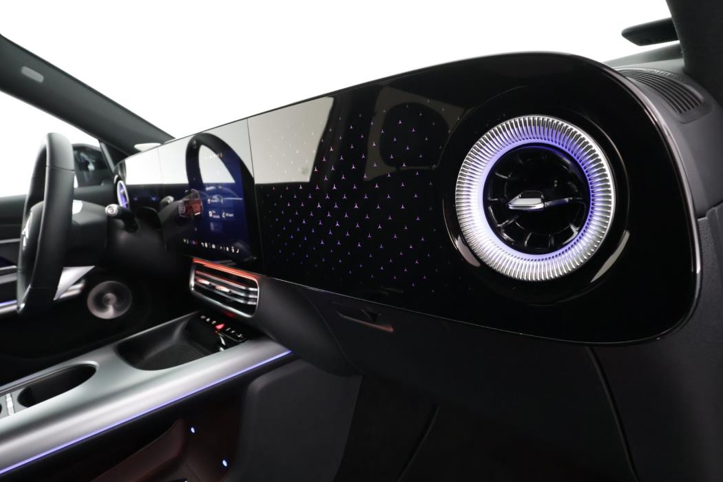 Mercedes-Benz GLB 2026