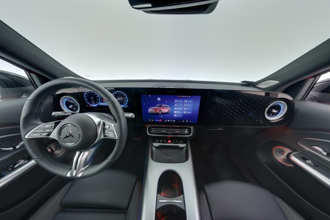 Mercedes-Benz GLB 2026