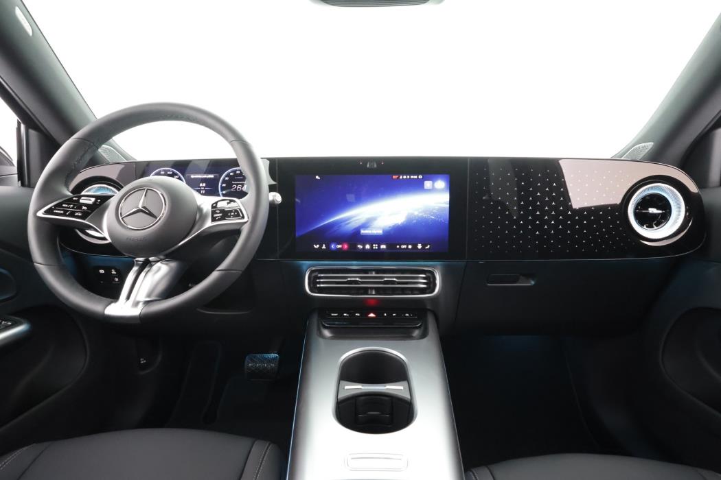 Mercedes-Benz GLB 2026
