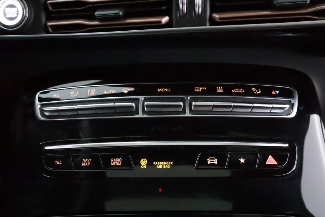 MERCEDES-BENZ EQC 2020