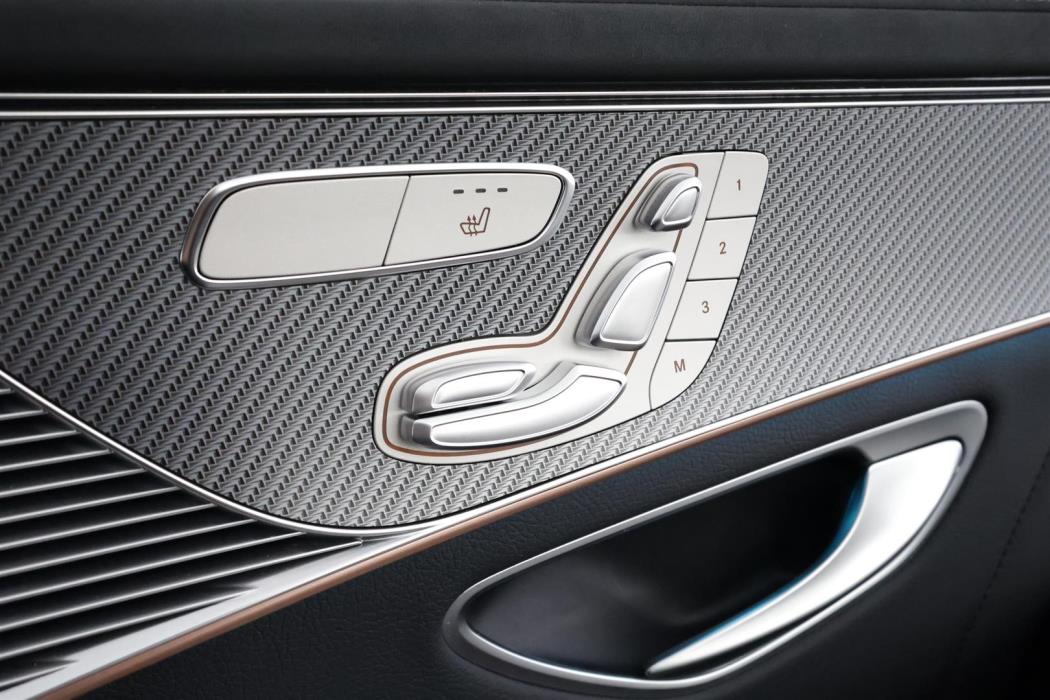 MERCEDES-BENZ EQC 2020