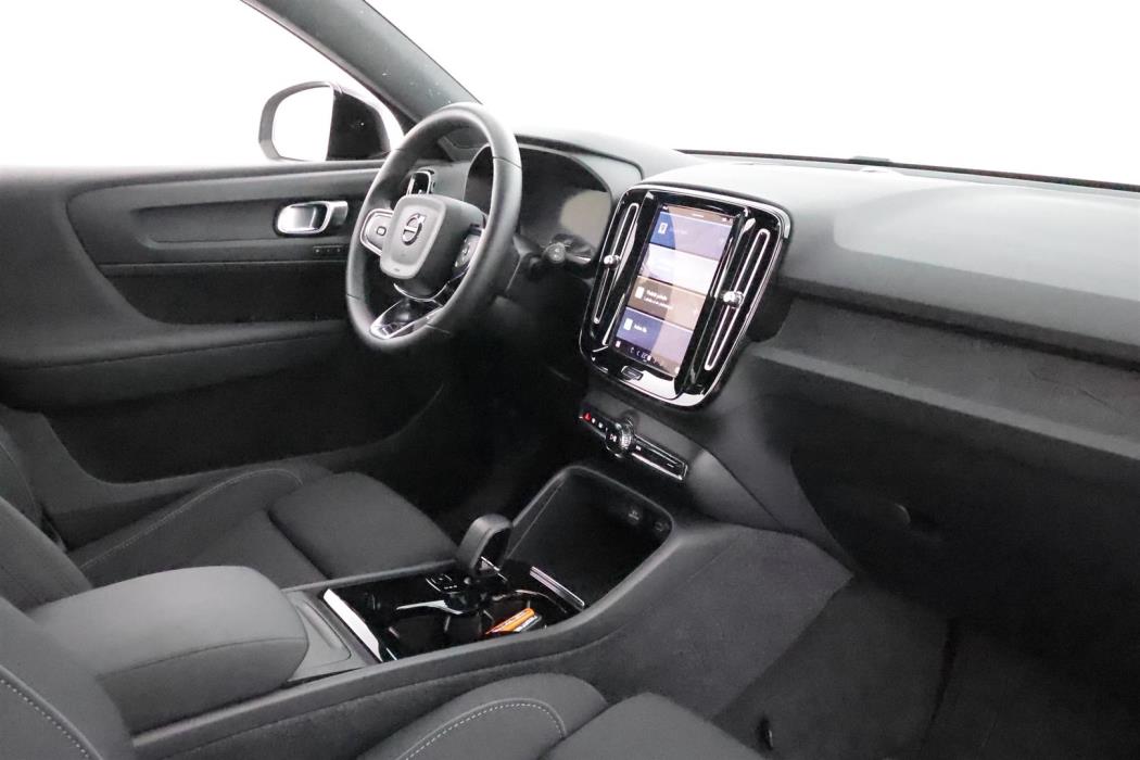 Volvo XC40 2023