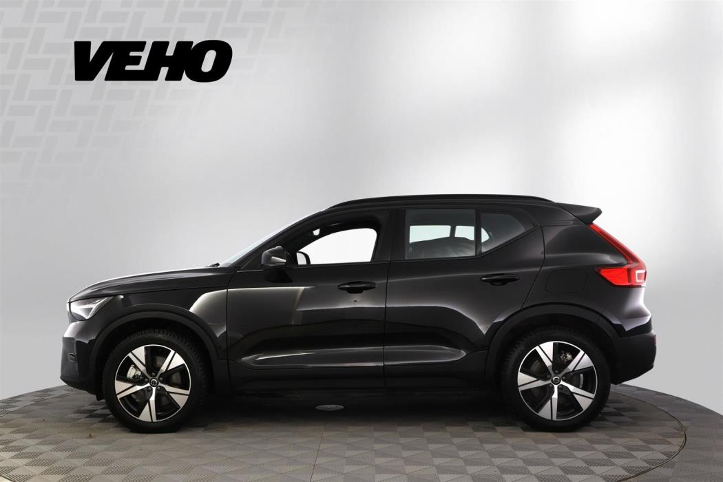 Volvo XC40 2023