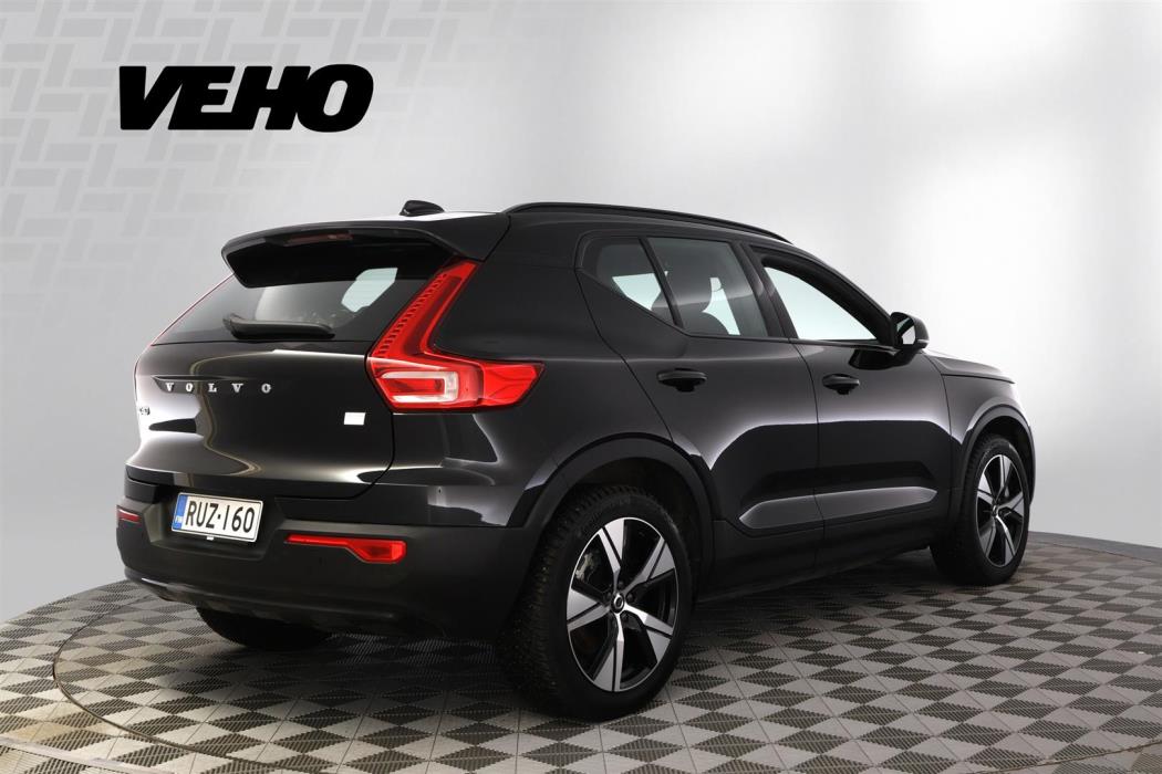 Volvo XC40 2023