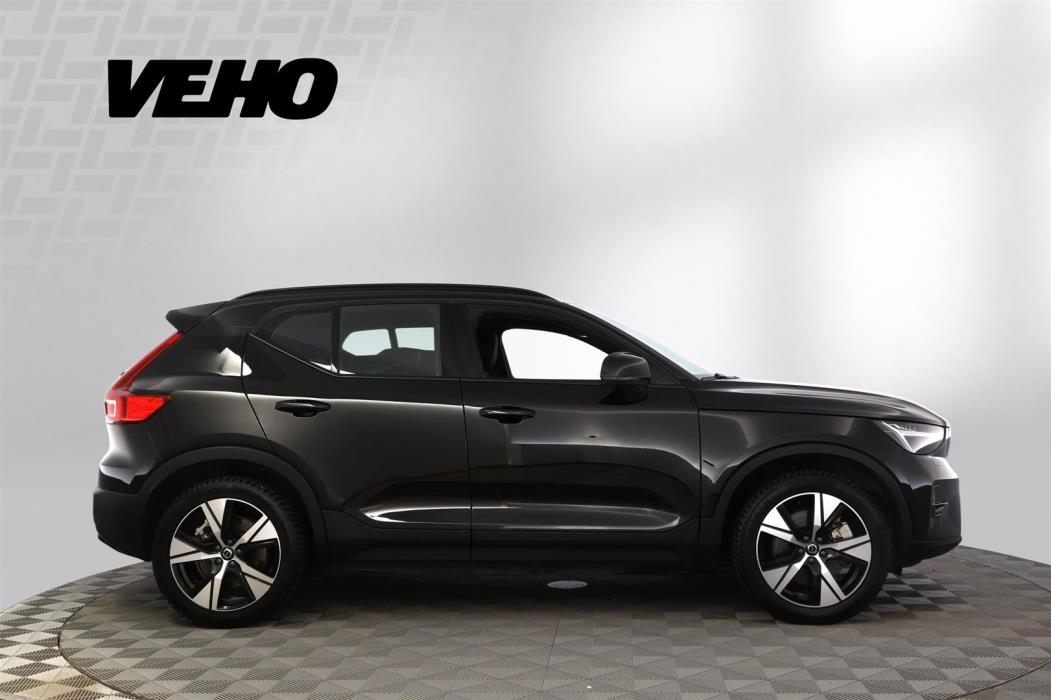 Volvo XC40 2023