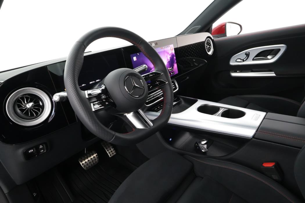 MERCEDES-BENZ CLA 2026
