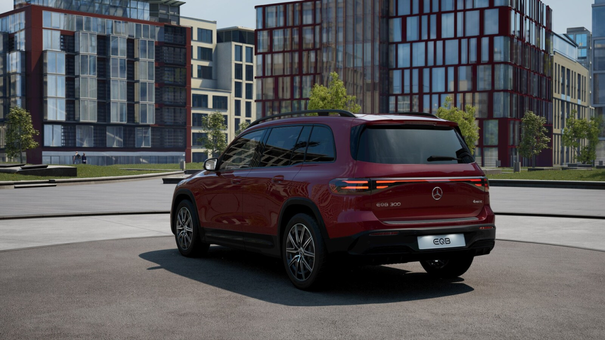 Mercedes-Benz EQB 2024