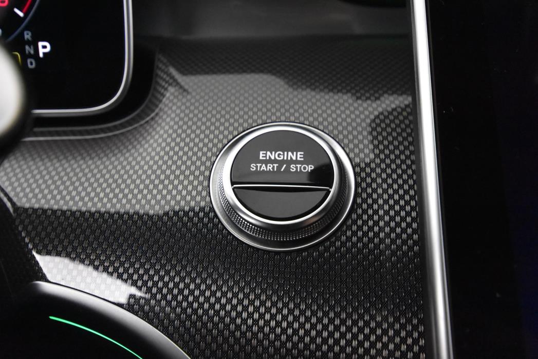 Mercedes-Benz C 2024