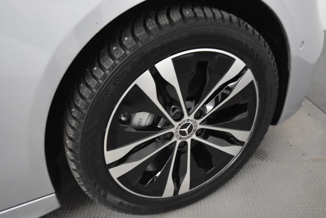 Mercedes-Benz C 2024