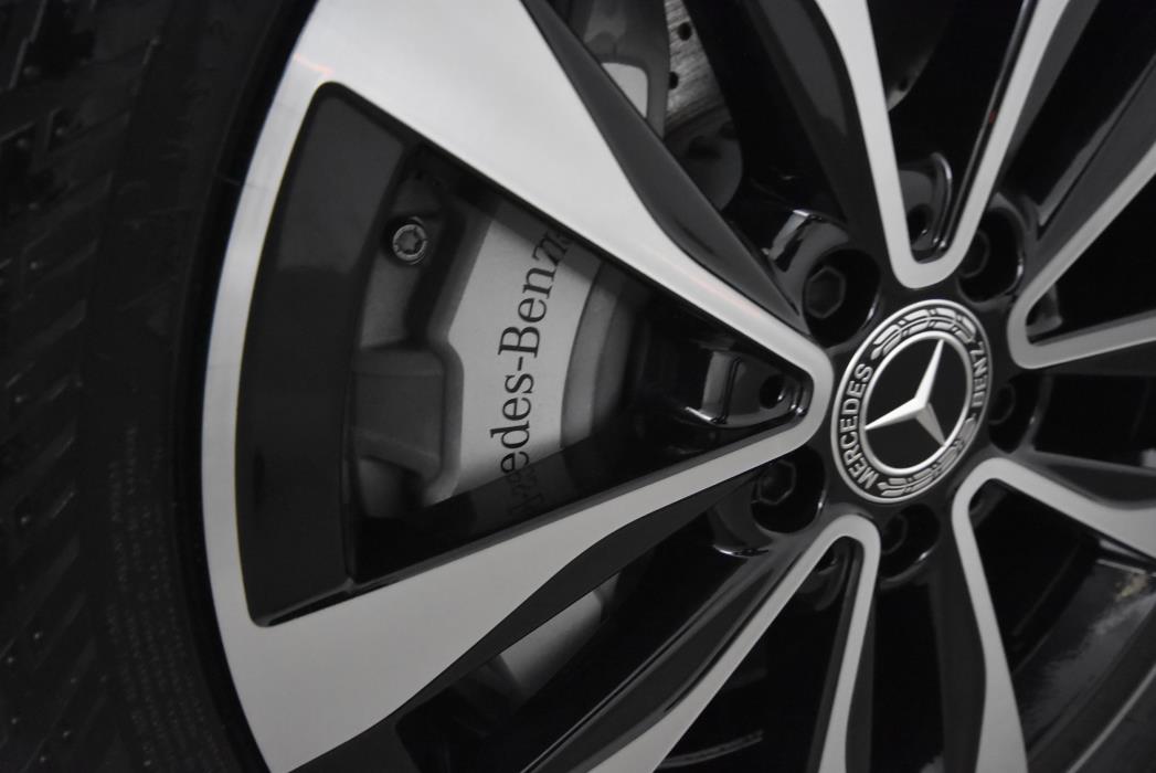 Mercedes-Benz C 2025