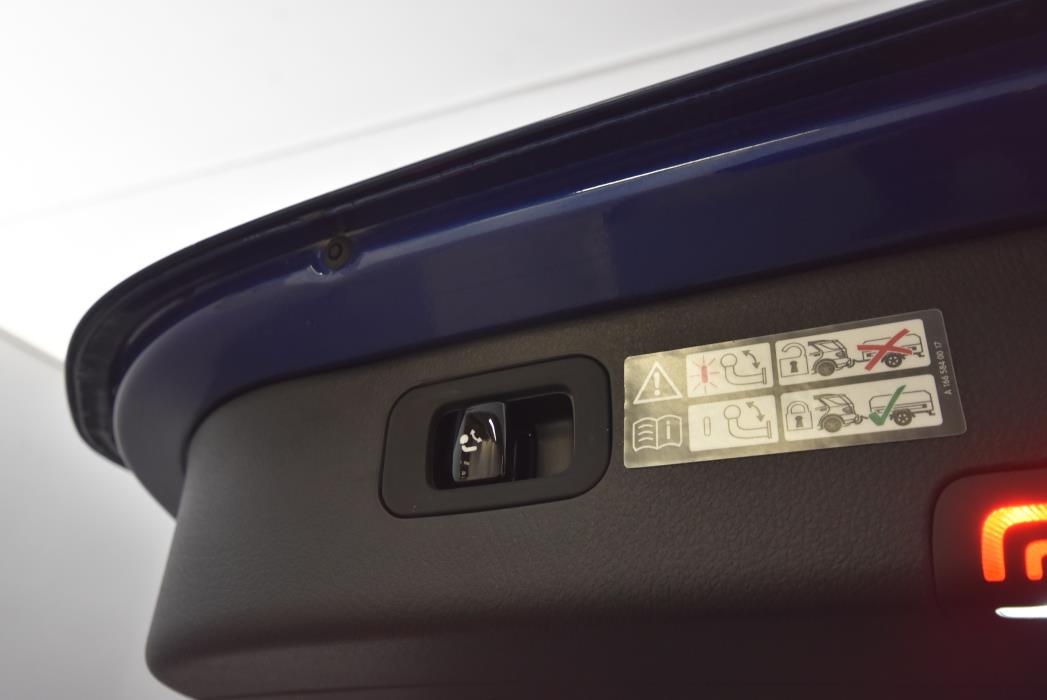 Mercedes-Benz C 2025