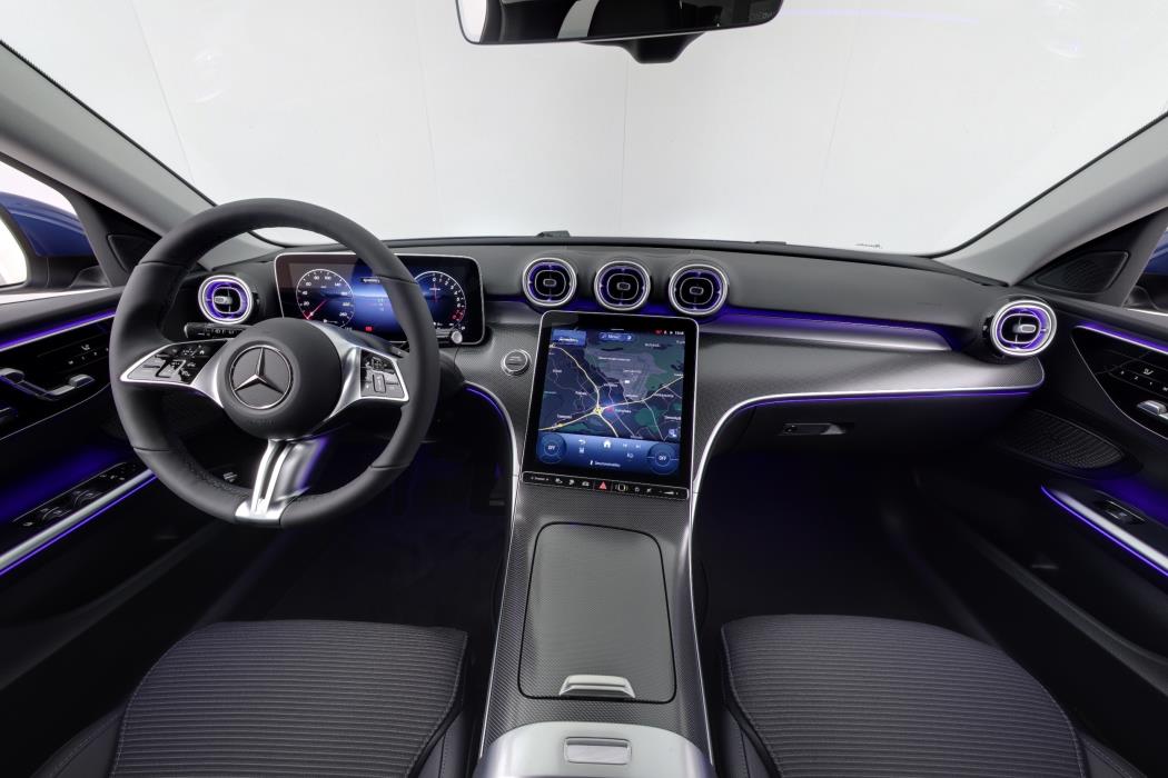 Mercedes-Benz C 2025