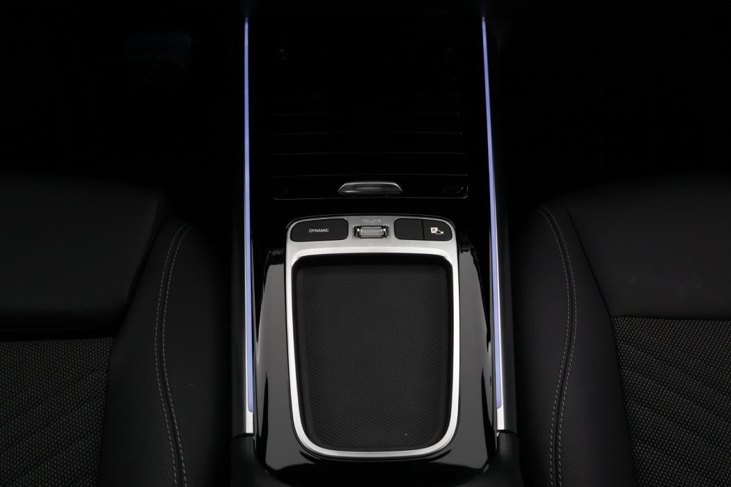 Mercedes-Benz EQA 2025