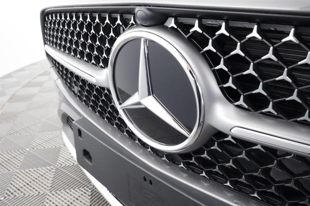 Mercedes-Benz CLA 2025