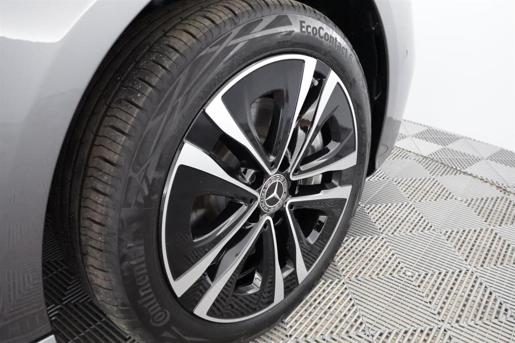 Mercedes-Benz CLA 2025