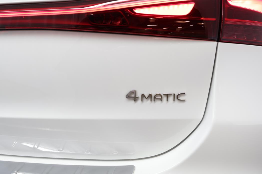 Mercedes-Benz EQA 2024