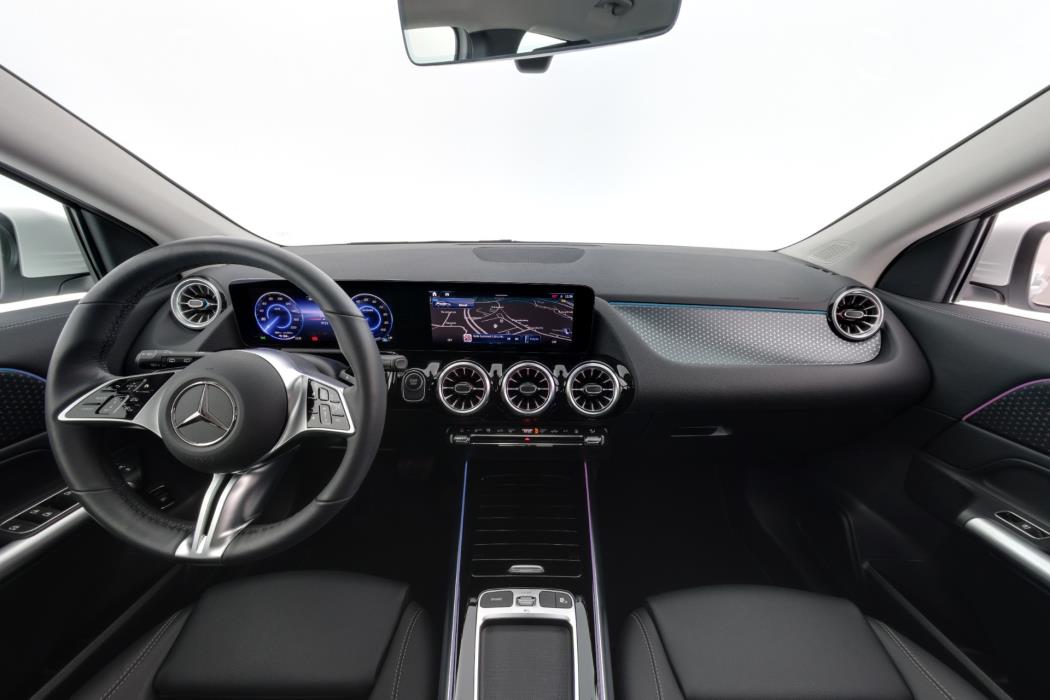 Mercedes-Benz EQA 2024