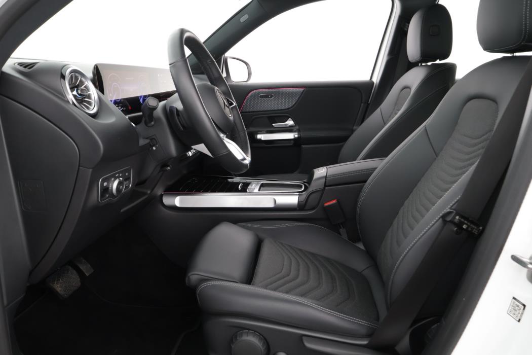 Mercedes-Benz EQB 2024