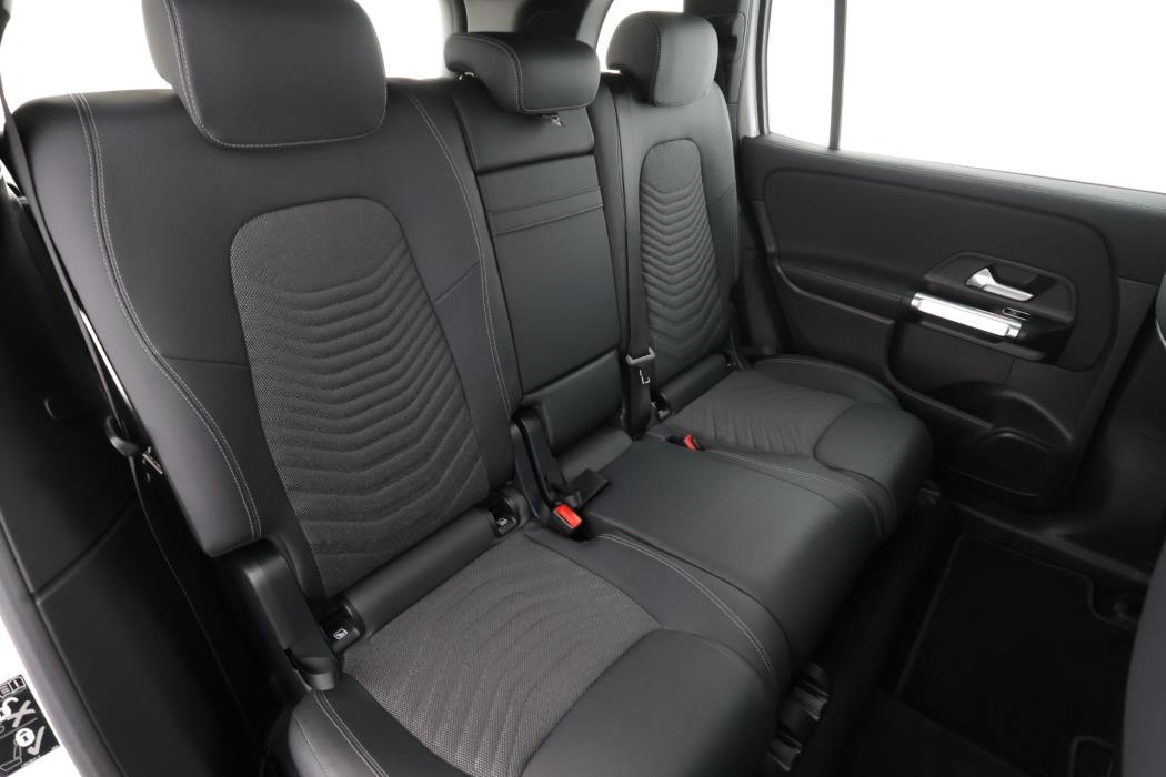 Mercedes-Benz EQB 2024