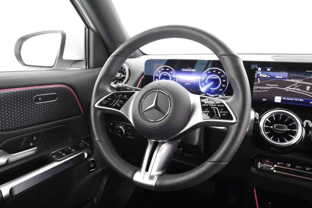 Mercedes-Benz EQB 2024